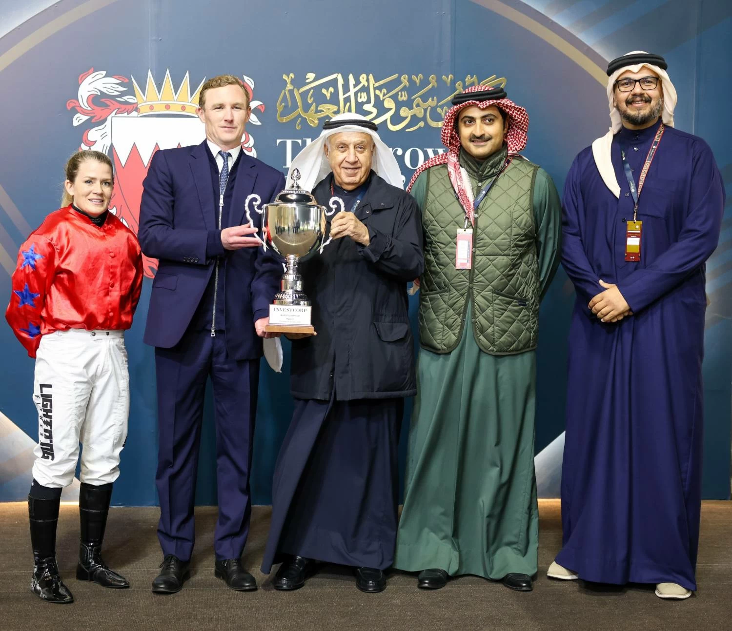 عيسى بن سلمان يشهد انطلاق اليوم الأول من مهرجان كأس ولي العهد لسباق الخيل