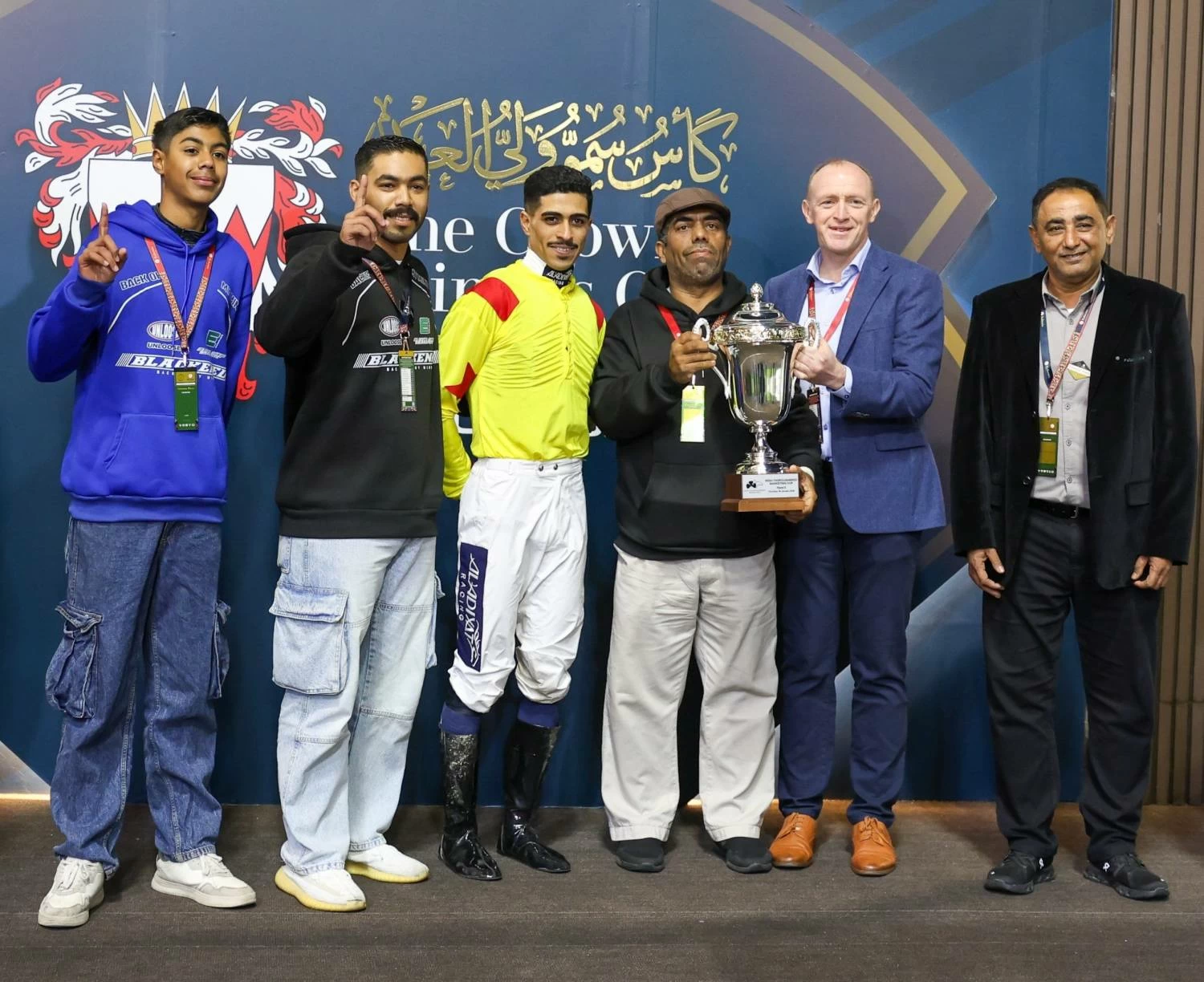 عيسى بن سلمان يشهد انطلاق اليوم الأول من مهرجان كأس ولي العهد لسباق الخيل