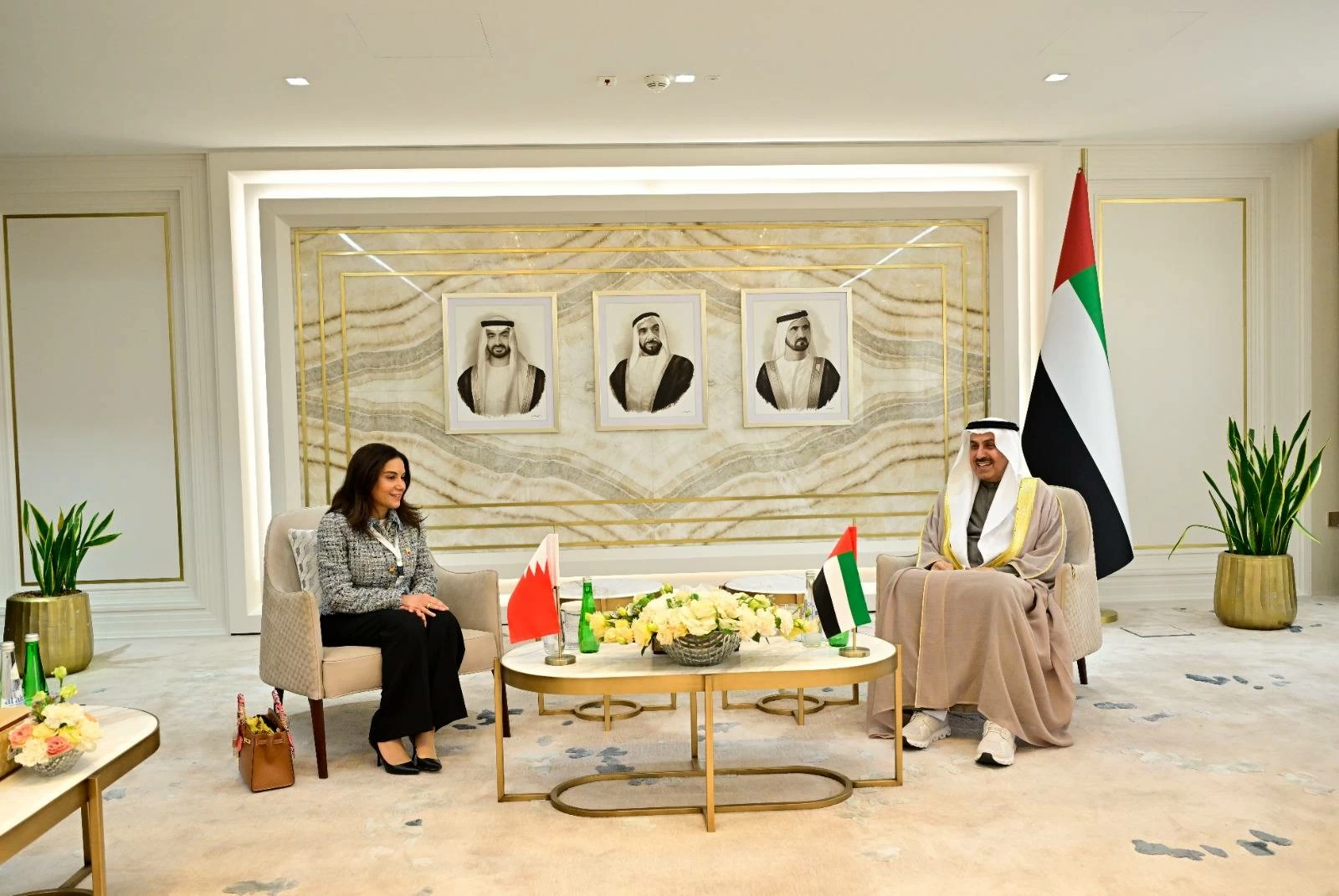 رئيس المجلس الوطني الاتحادي الإماراتي يستقبل وفد الشعبة البرلمانية للبحرين