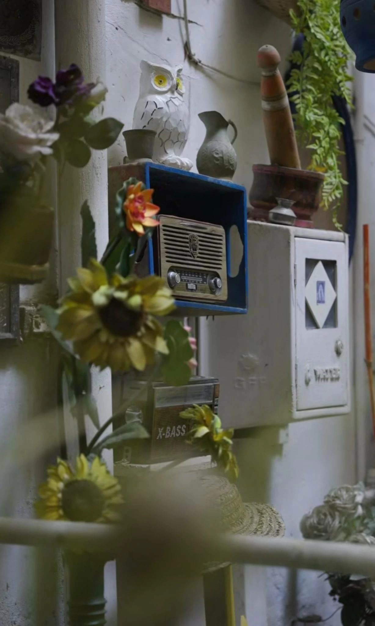 بمجهود شخصي.. بحريني يحول "داعوس "في المنامة إلى طريق ينبض بالحياة