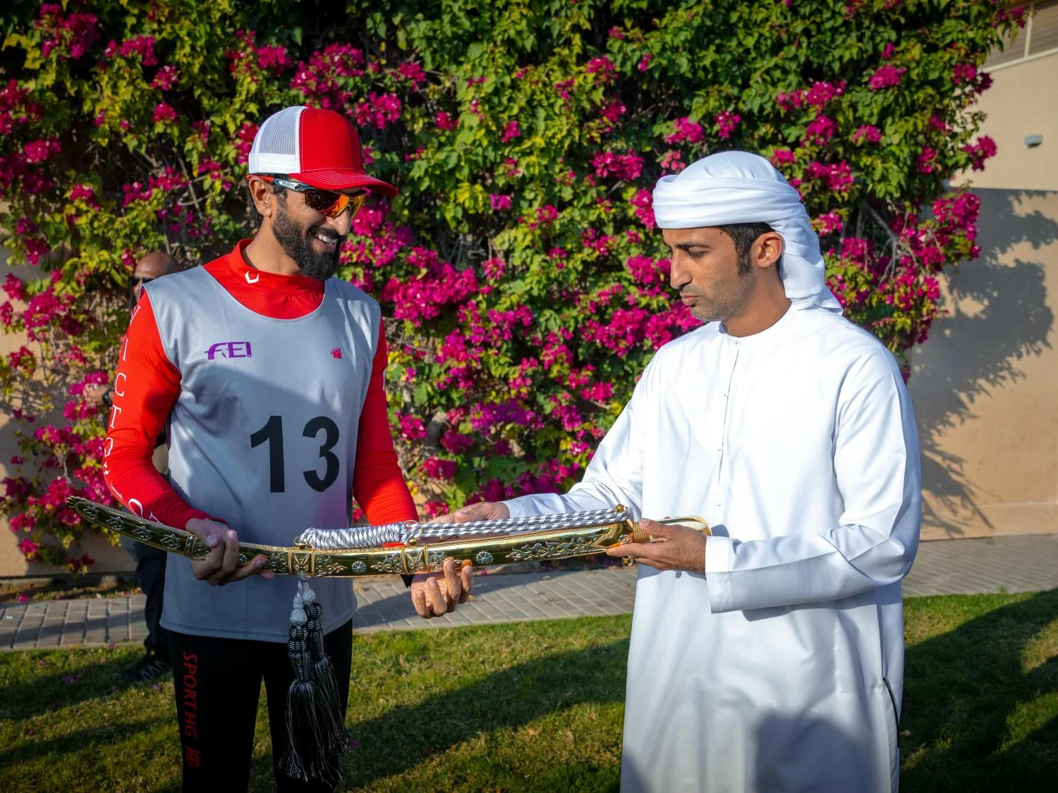 ناصر بن حمد يتصدر السباق الدولي التأهيلي للقدرة في دبي