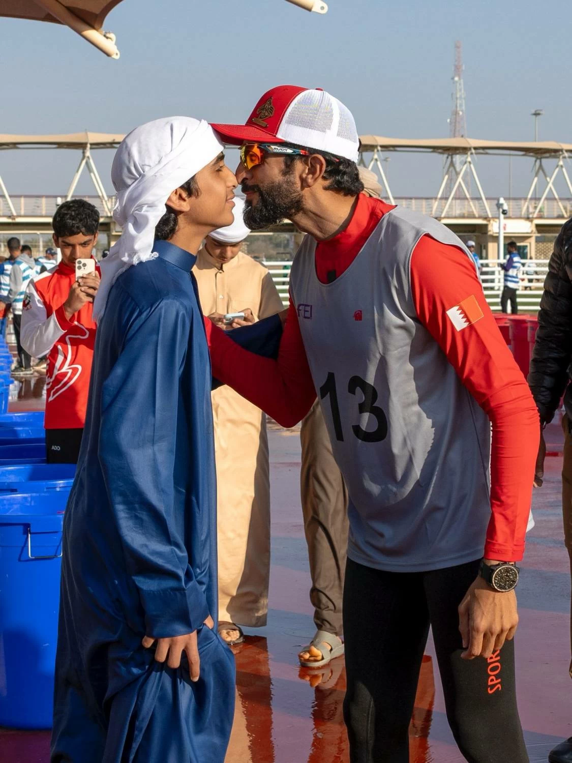 ناصر بن حمد يتصدر السباق الدولي التأهيلي للقدرة في دبي