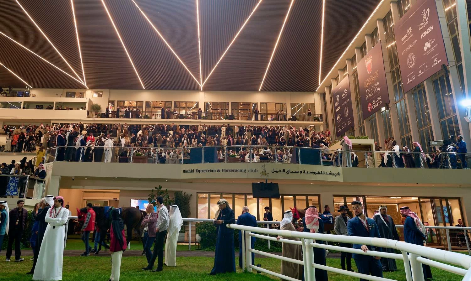 ولي العهد رئيس الوزراء: الكوادر الوطنية تسهم بعزيمة واقتدار في تطوير قطاع الخيل