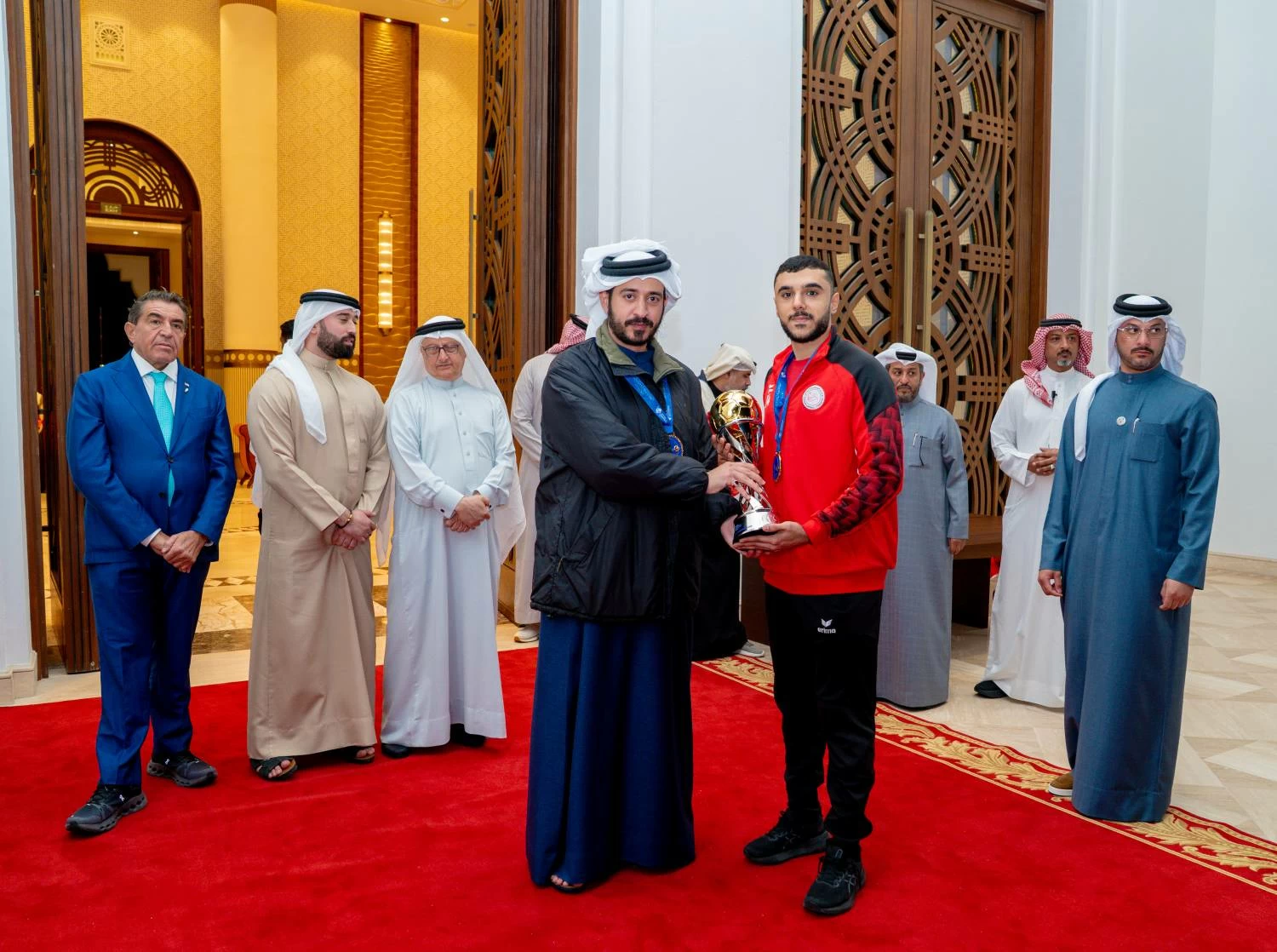 خالد بن حمد في مقدمة مستقبلي منتخب كرة اليد بطل كآس آسيا