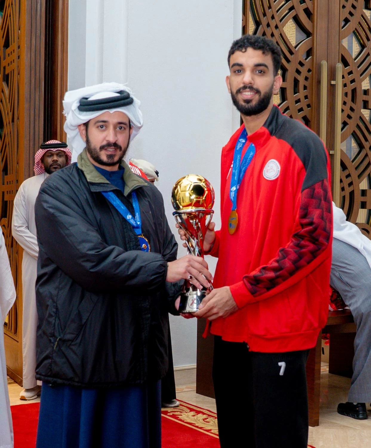 خالد بن حمد في مقدمة مستقبلي منتخب كرة اليد بطل كآس آسيا