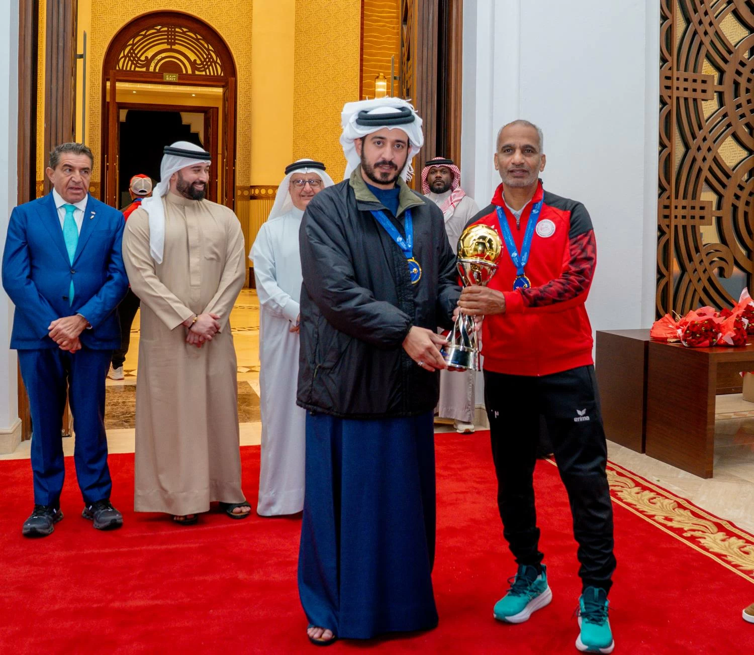 خالد بن حمد في مقدمة مستقبلي منتخب كرة اليد بطل كآس آسيا