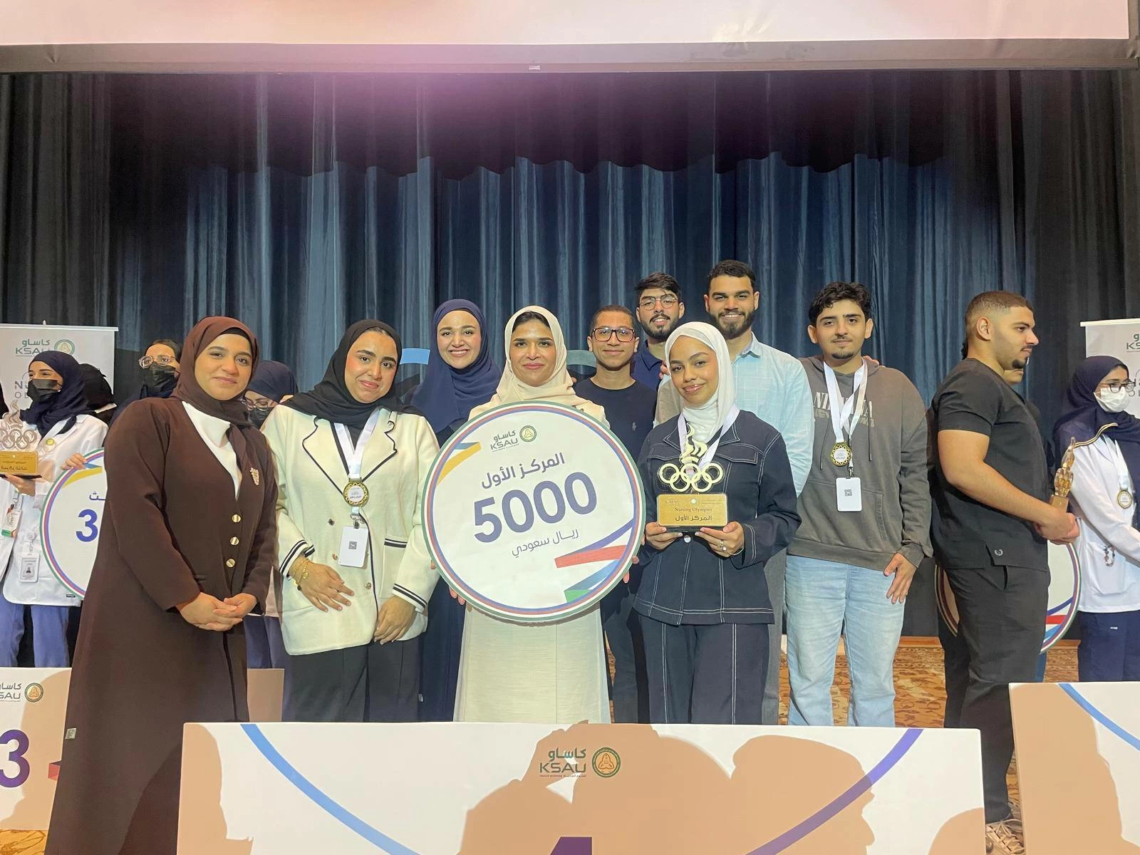 طلبة التمريض بجامعة الخليج العربي يحققون المركز الأول في "أولمبياد التمريض" بجدة