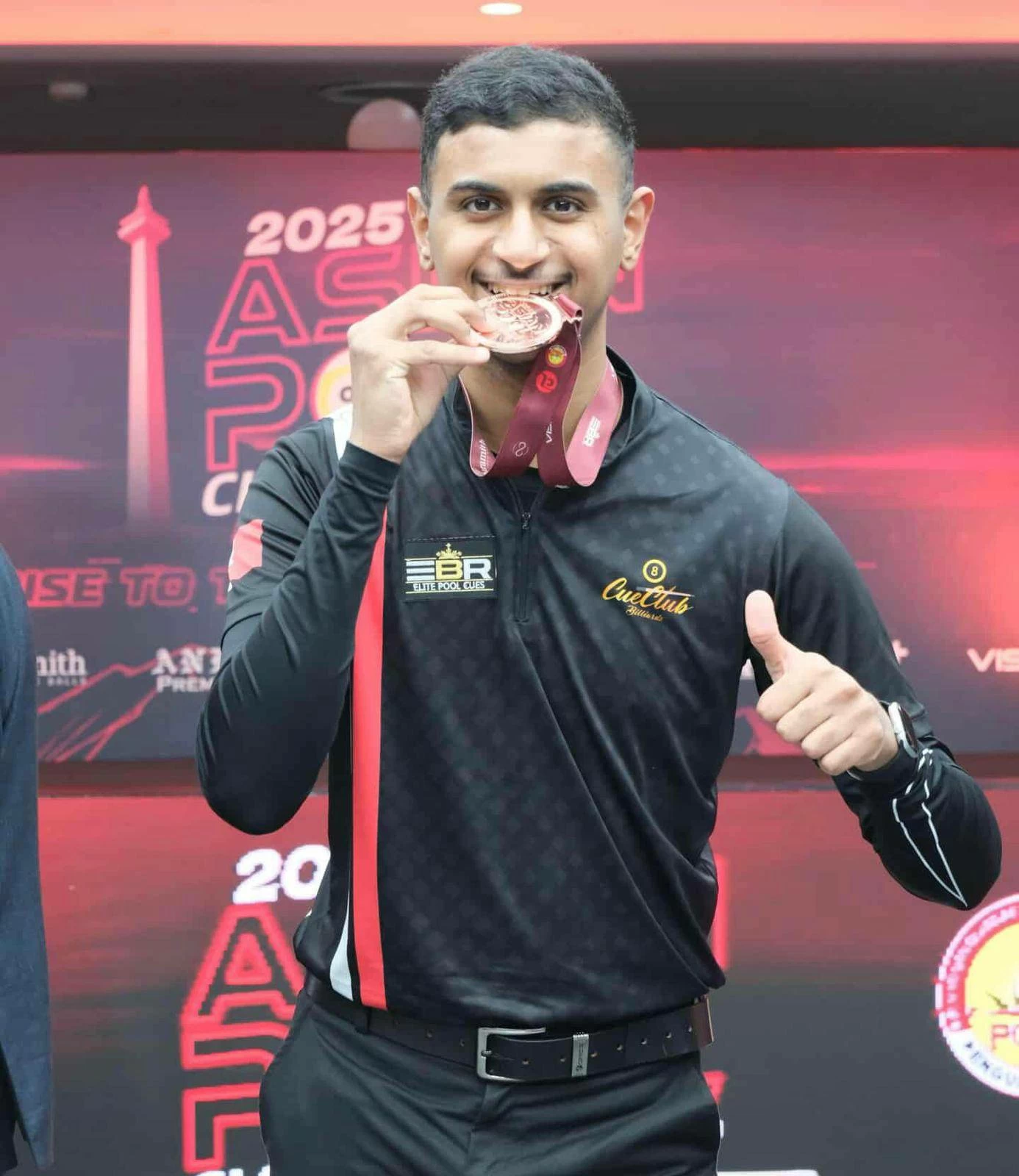 حيدر مروم يتألق ببرونزية آسيا لناشئي البليارد 