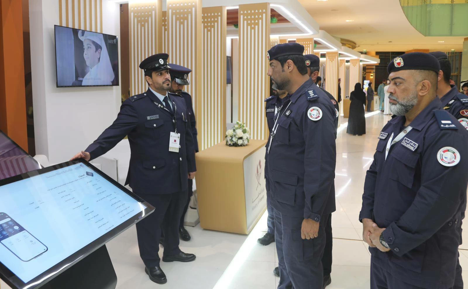 &laquo;الداخلية&raquo; تشارك في المعرض الأمني المصاحب لتمرين &laquo;أمن الخليج العربي 4&raquo; بدولة قطر
