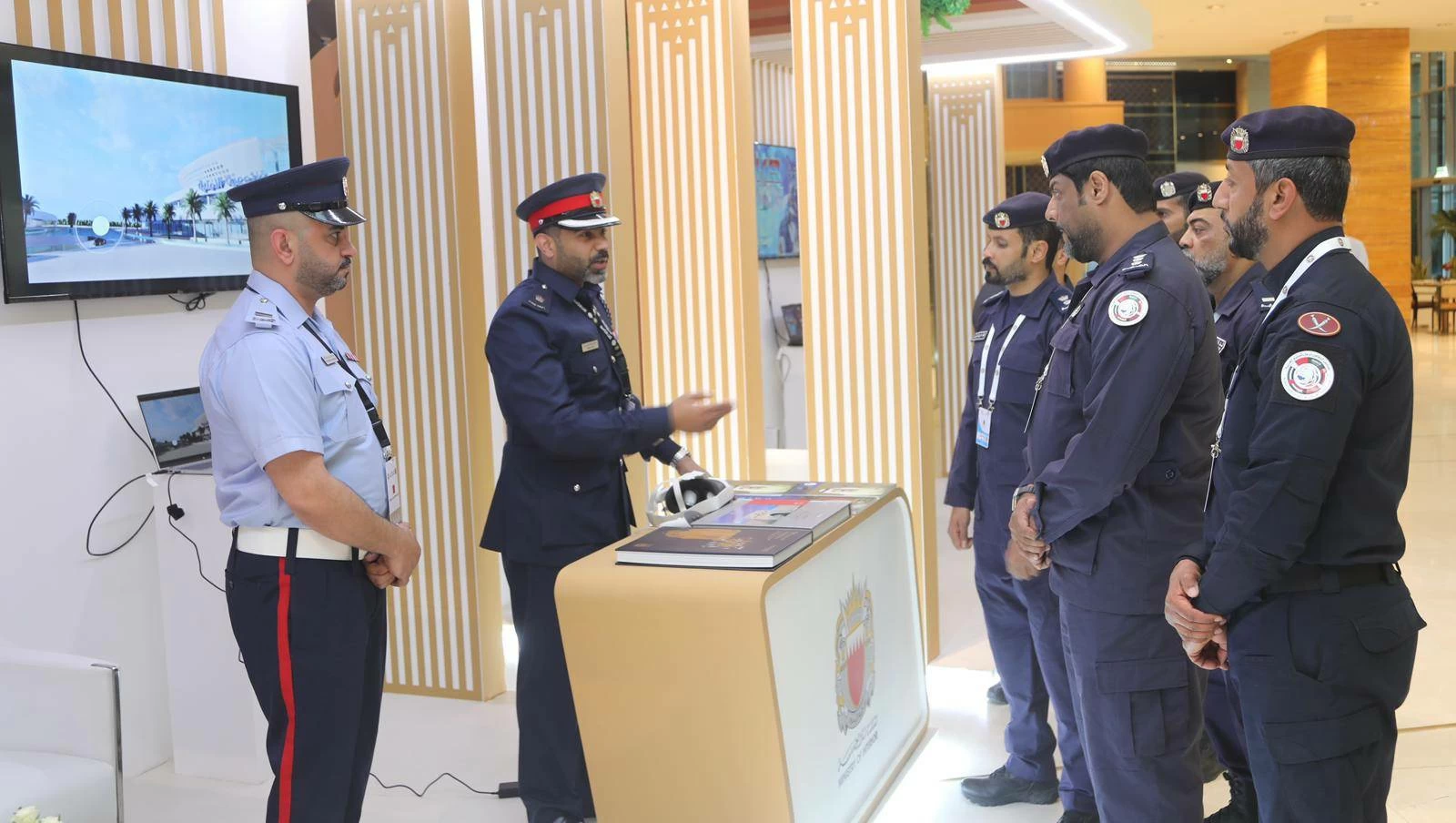 &laquo;الداخلية&raquo; تشارك في المعرض الأمني المصاحب لتمرين &laquo;أمن الخليج العربي 4&raquo; بدولة قطر