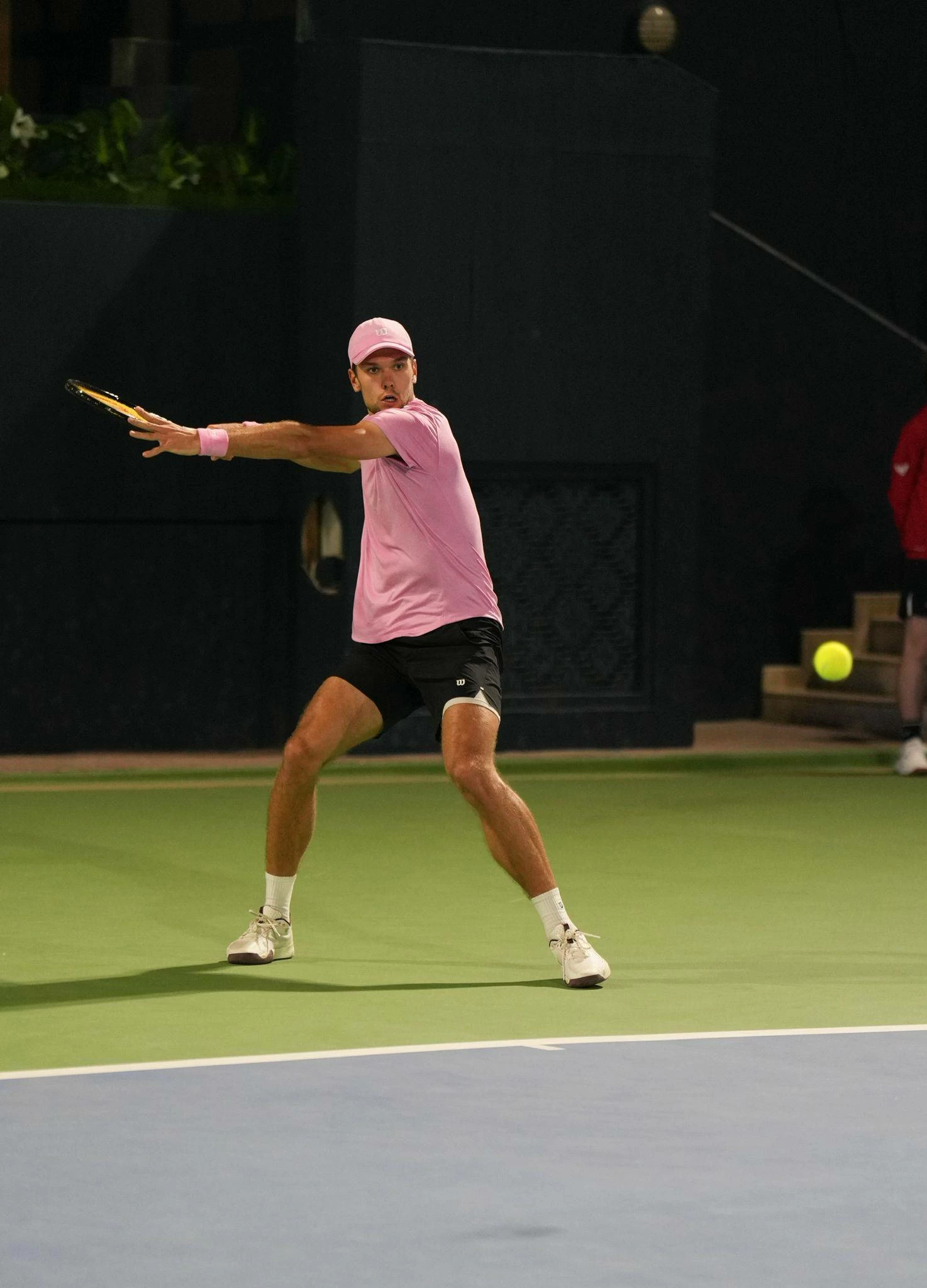 &laquo;كيريان جاكيه&raquo; و&laquo;لوكا ناردي&raquo; إلى نهائي بطولة البحرين المفتوحة للتنس