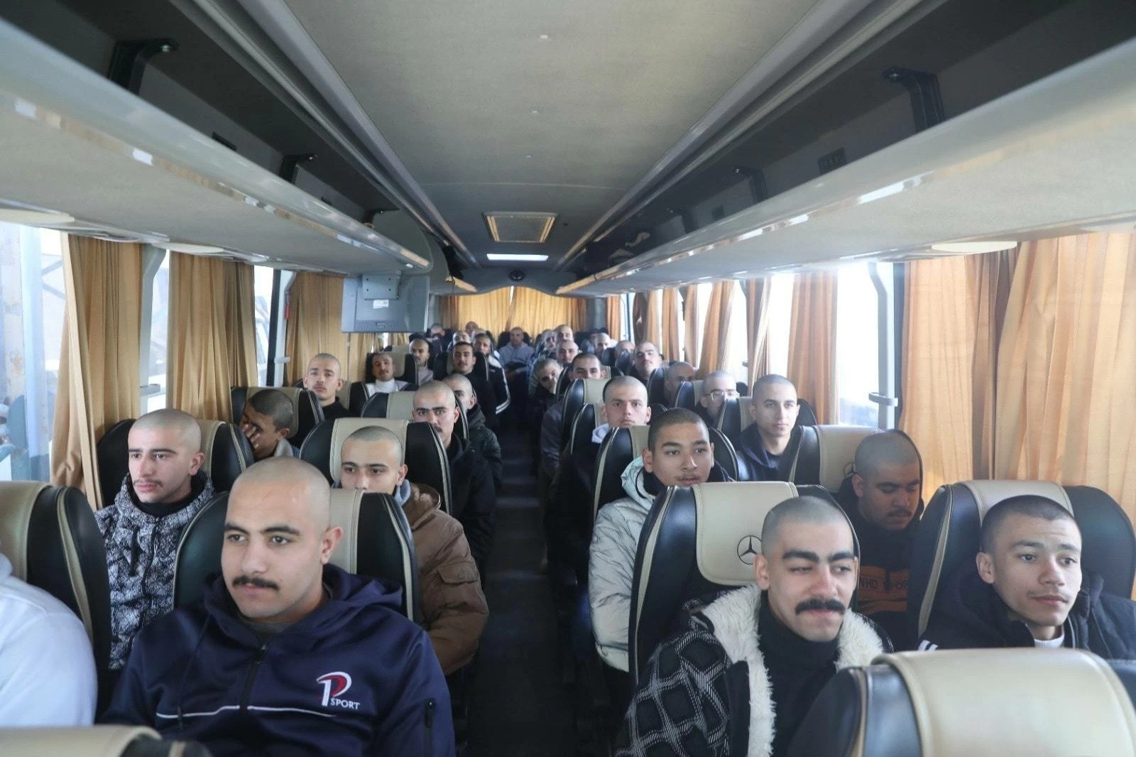 بدء الخدمة الإلزامية في الجيش الأردني والتحاق الدفعة الأولى من المنتسبين