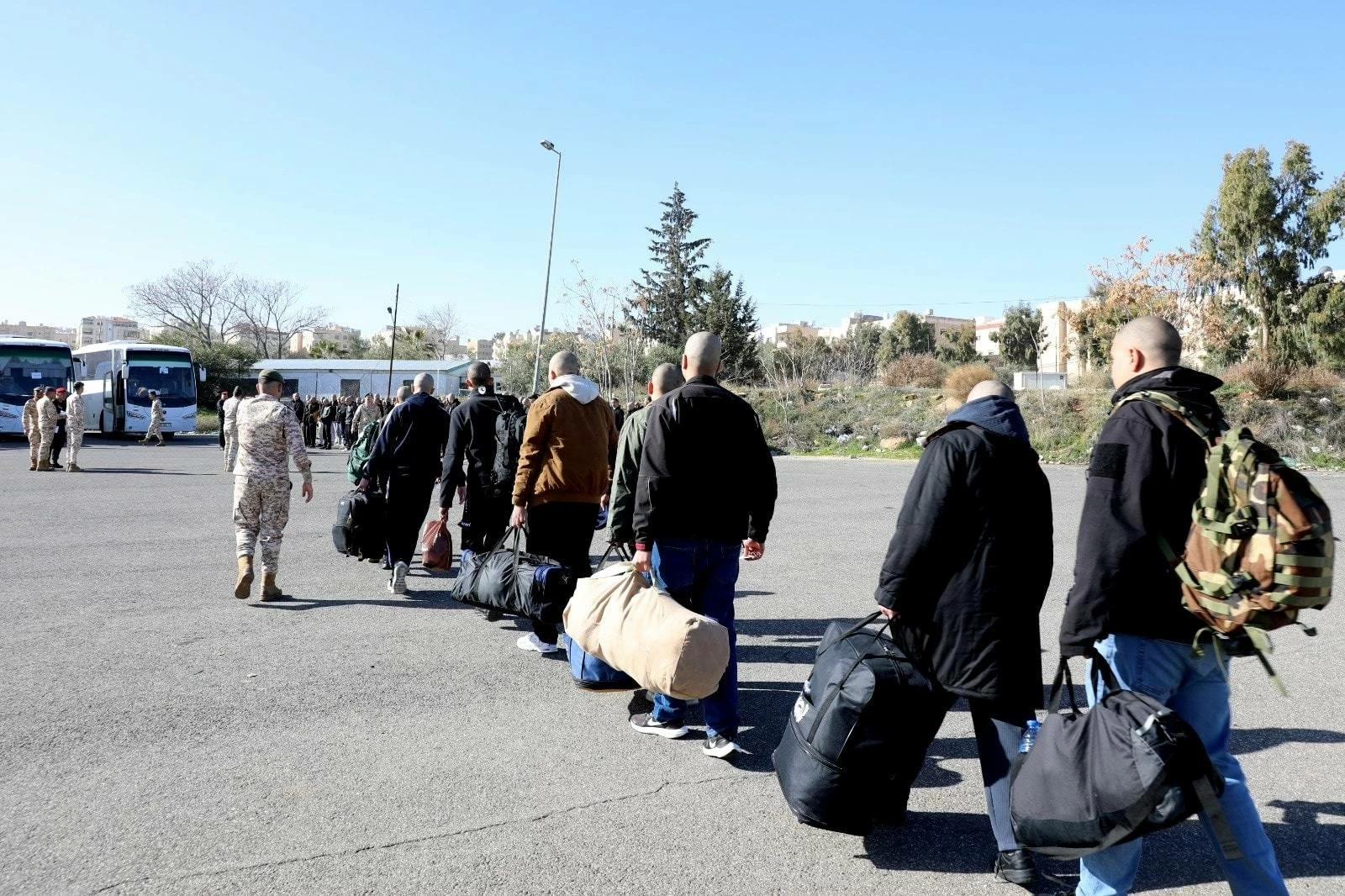 بدء الخدمة الإلزامية في الجيش الأردني والتحاق الدفعة الأولى من المنتسبين