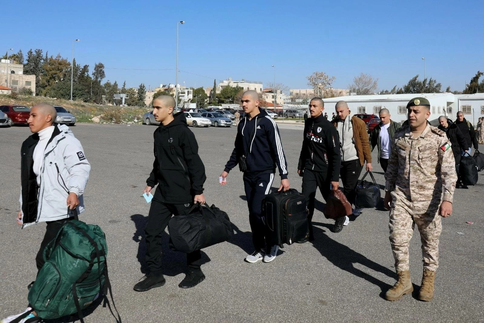 بدء الخدمة الإلزامية في الجيش الأردني والتحاق الدفعة الأولى من المنتسبين