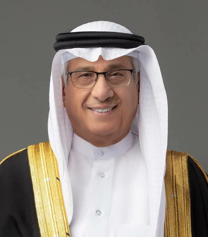 مستشار جلالة الملك لشؤون الإعلام يهنئ رئيس مجلس إدارة صحيفة أخبار الخليج بمناسبة تأسيسها ويوبيلها الذهبي