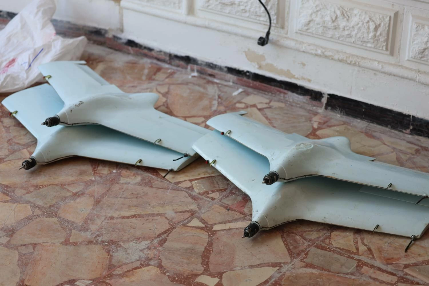 سوريا: تفكيك خلية إرهابية في ريف دمشق بعد اعتداءات على المزة والمطار العسكري ومصادرة مسيّرات (صور)