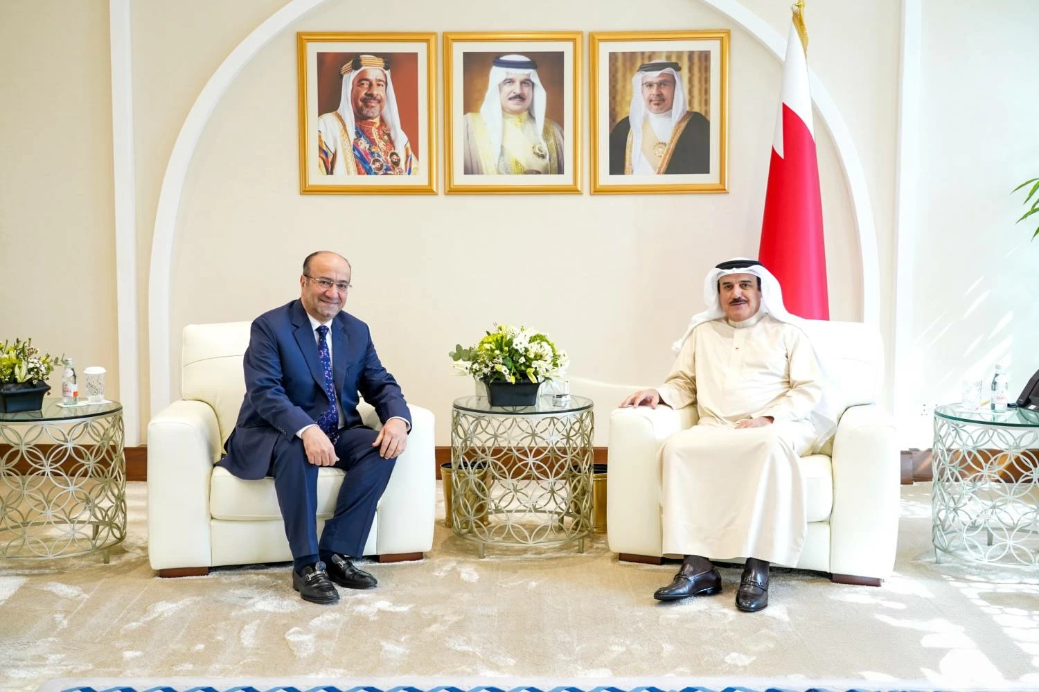 رئيس مجلس النواب يستقبل رئيس تحرير صحيفة البلاد 