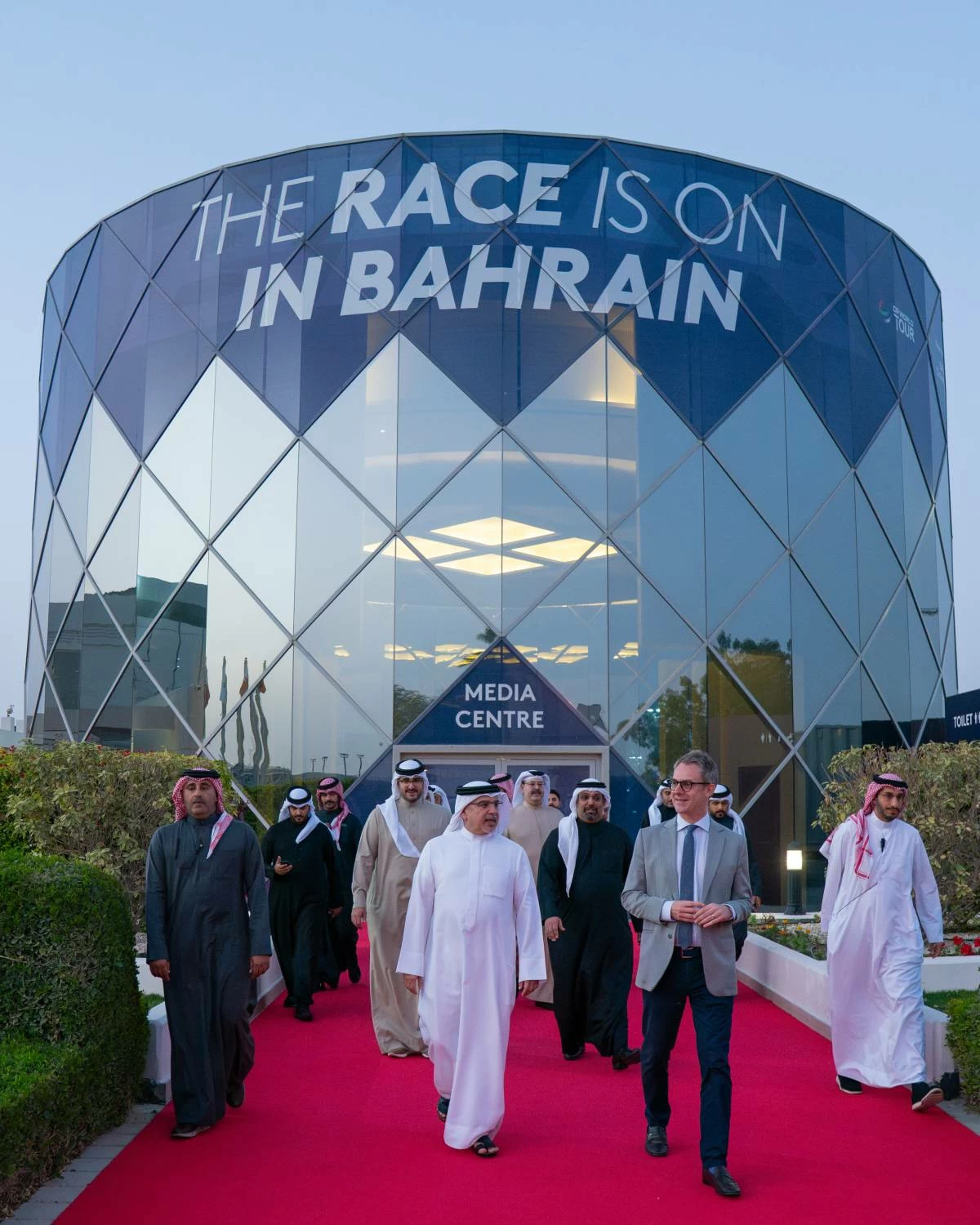 ولي العهد رئيس الوزراء يحضر حفل ختام بطولة بابكو إنرجيز البحرين للجولف