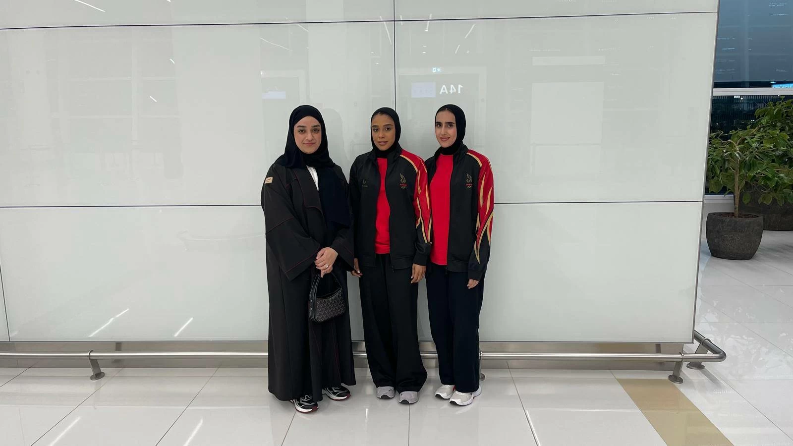 فرق البحرين للسلة والرماية والمبارزة تصل الشارقة استعدادًا لانطلاق دورة الألعاب للأندية العربية للسيدات