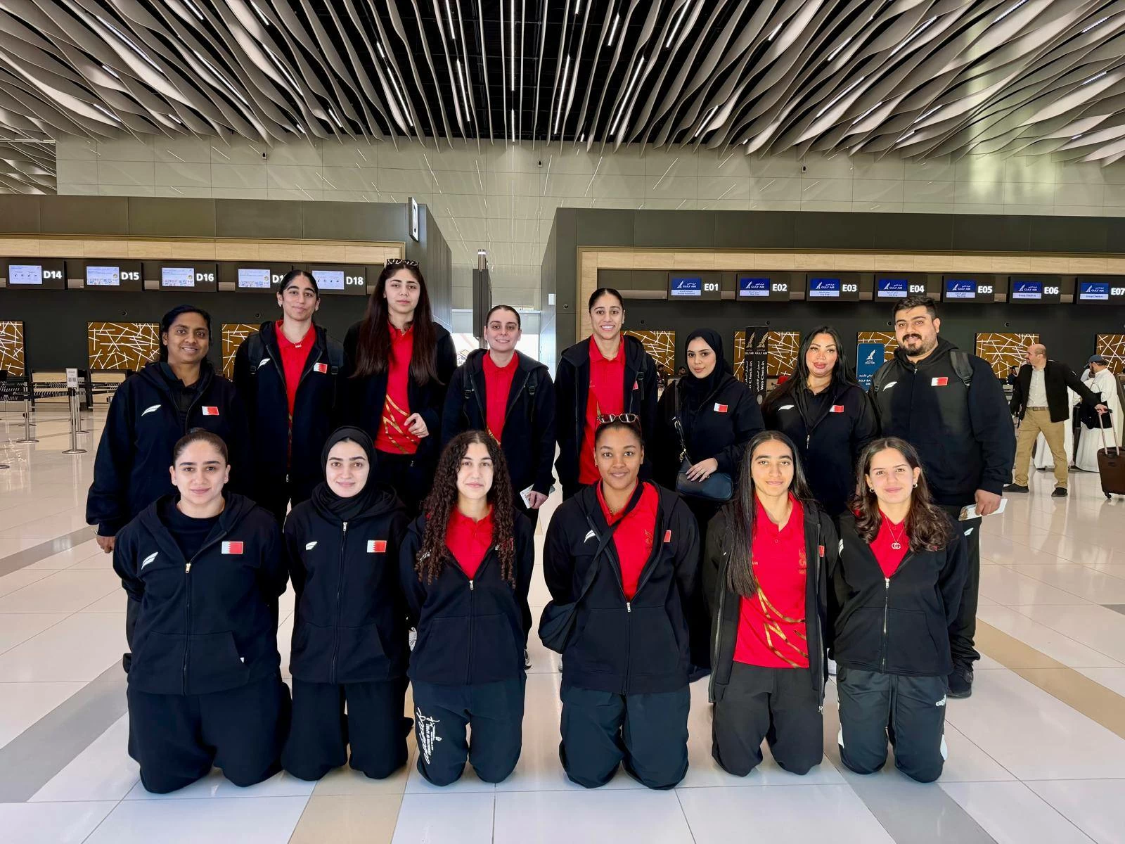 فرق البحرين للسلة والرماية والمبارزة تصل الشارقة استعدادًا لانطلاق دورة الألعاب للأندية العربية للسيدات