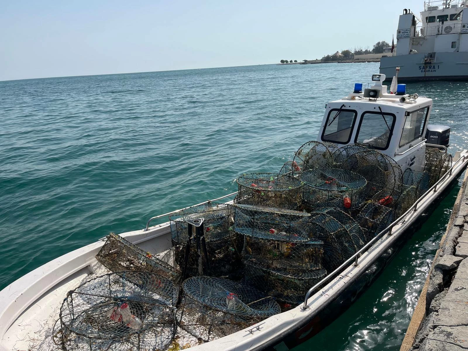 خفر السواحل تضبط 712 مصيدة وشبكة صيد مخالفة خلال شهر يناير 2026 