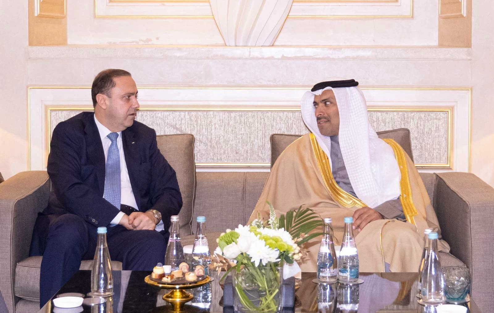 النعيمي: تكريس دور الإعلام في نقل الرسائل المسؤولة وبناء الوعي المجتمعي