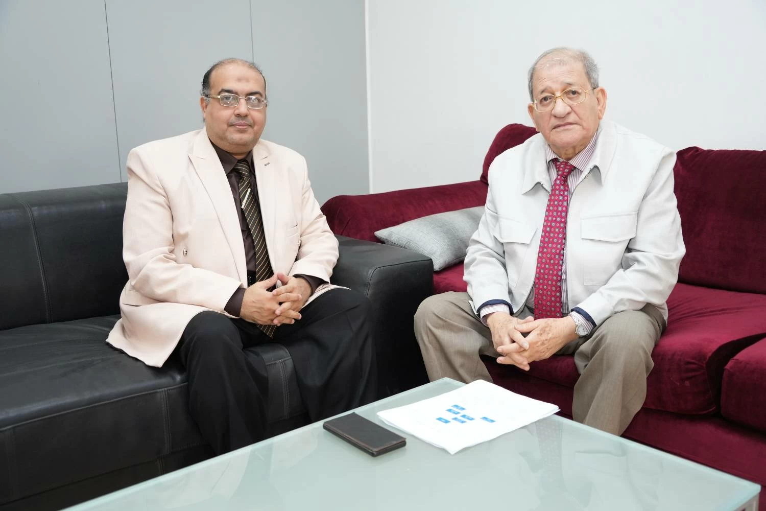 فخرو لـquot;الوطنquot;: دراسة جدوى مشروع متكامل للرعاية التلطيفية لمرضى السرطان في البحرين 