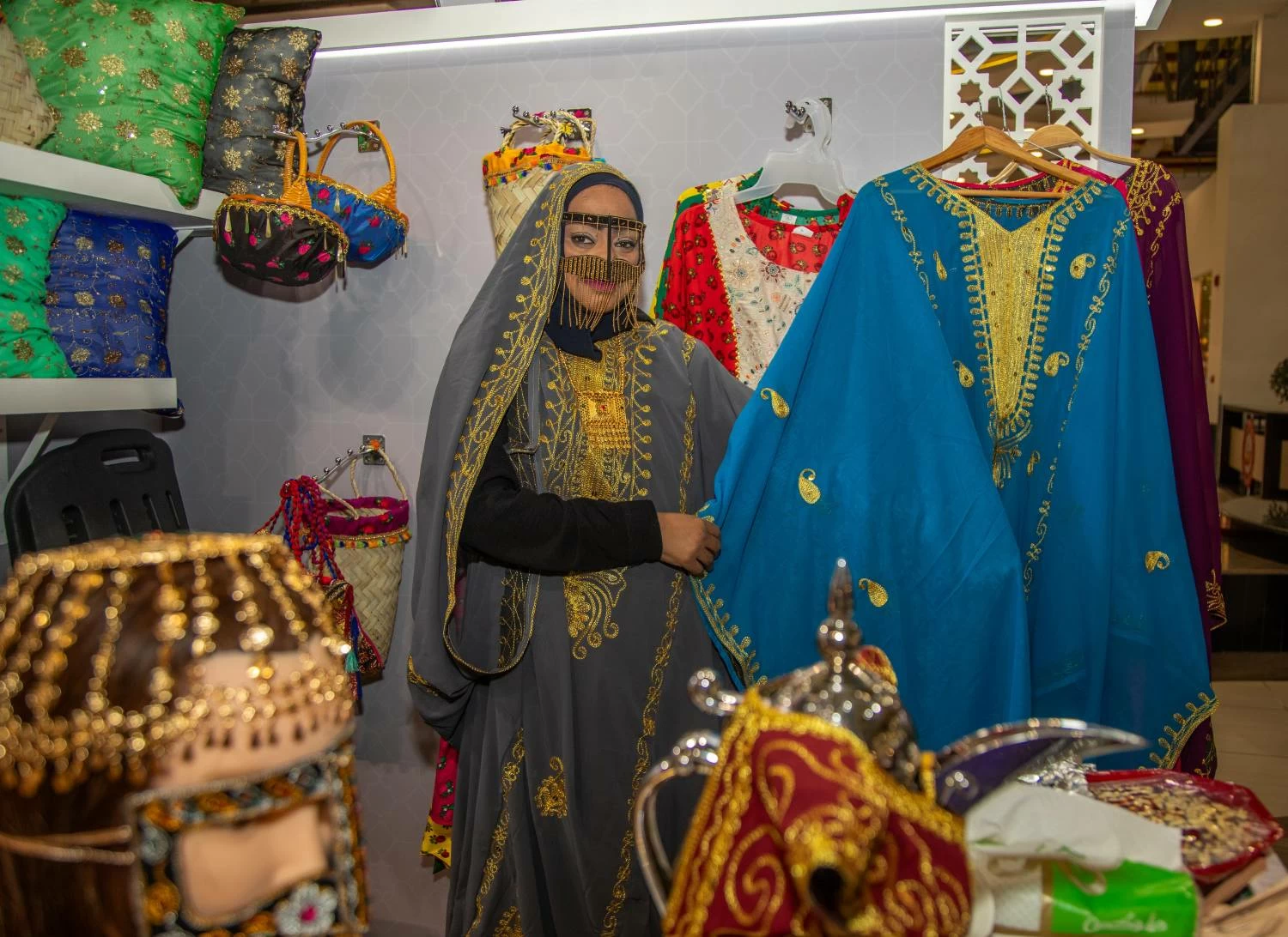 &laquo;الملكية الإنسانية&raquo; تُنظم المعرض السنوي للأسر المنتجة في مجمع التنين