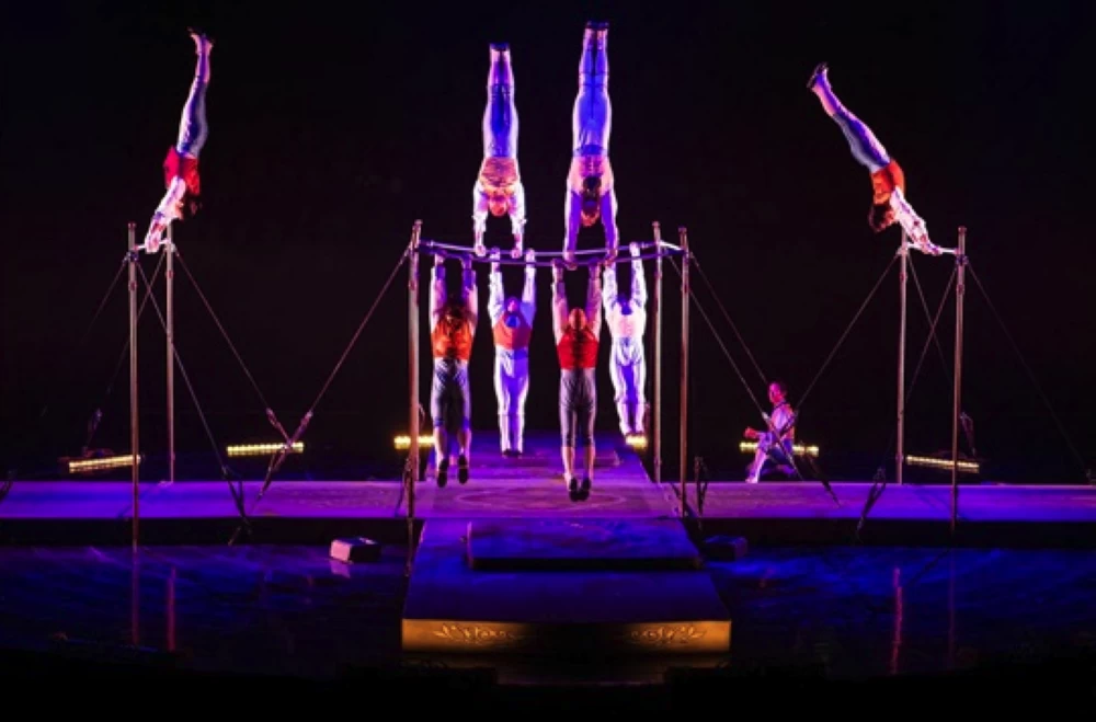 العرض العالمي «كورتيو» من «سيرك دو سوليه» يأتي للمملكة بعيد الفطر المبارك 
