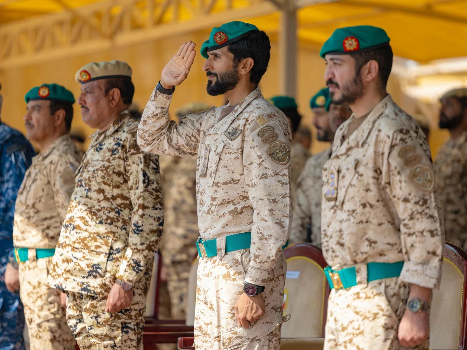 ناصر بن حمد يشهد الاحتفال بذكرى مرور خمسين عامًا على تأسيس القوة الخاصة الملكية