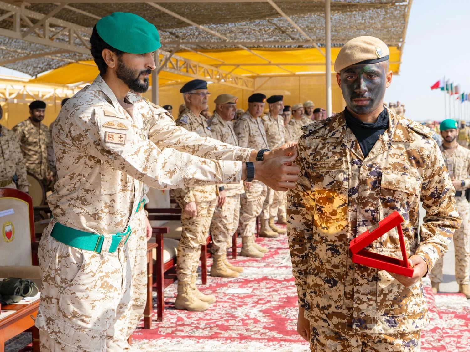 ناصر بن حمد يشهد الاحتفال بذكرى مرور خمسين عامًا على تأسيس القوة الخاصة الملكية