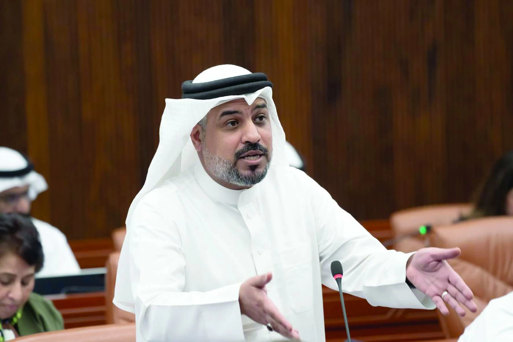 نواب يطالبون بحلول مستدامة لدعم القطاع الخاص وحماية الاستقرار الأسري