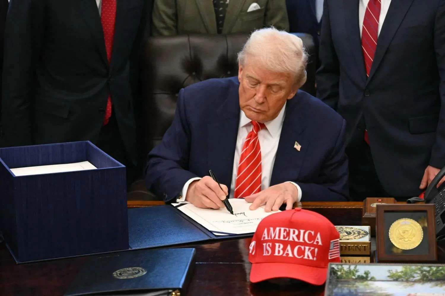 ترامب: نتفاوض مع إيران &laquo;الآن&raquo;