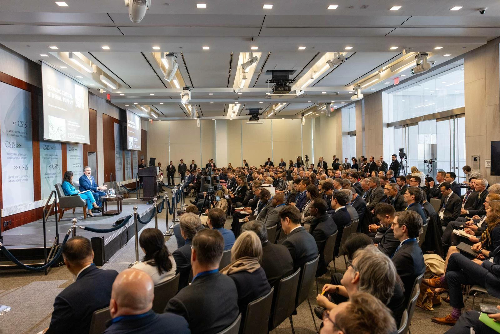 وزير الخارجية يحضر الفعالية التي نظمها "الدراسات الاستراتيجية" والدولية بشأن تأمين إمدادات الطاقة الحيوية