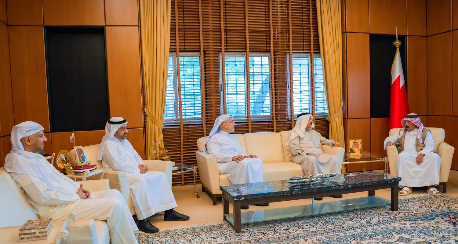 وزير الديوان الملكي يستقبل فوزي أحمد كانو