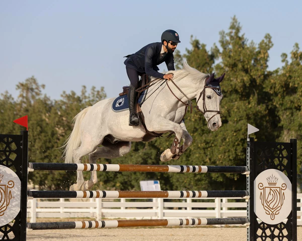 عيسى بن عبدالله: بطولة خالد بن حمد الدولية تشكل علامة فارقة في رياضة قفز الحواجز