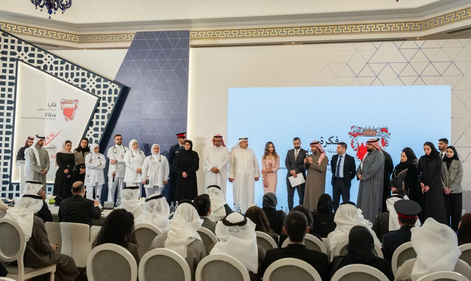 وزير ديوان رئيس مجلس الوزراء يؤكد أهمية ترسيخ الإبداع والابتكار في العمل الحكومي