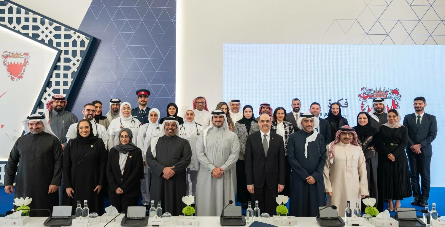 وزير ديوان رئيس مجلس الوزراء يؤكد أهمية ترسيخ الإبداع والابتكار في العمل الحكومي