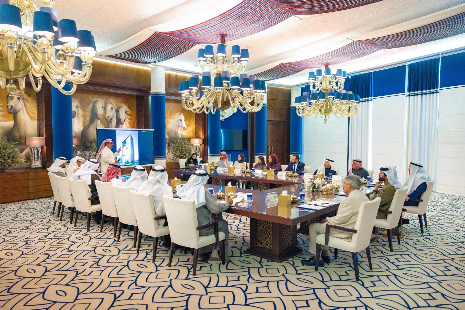 ناصر بن حمد: رؤية ملكية متجددة لتعزيز أثر العمل الإنساني داخل البحرين وخارجها