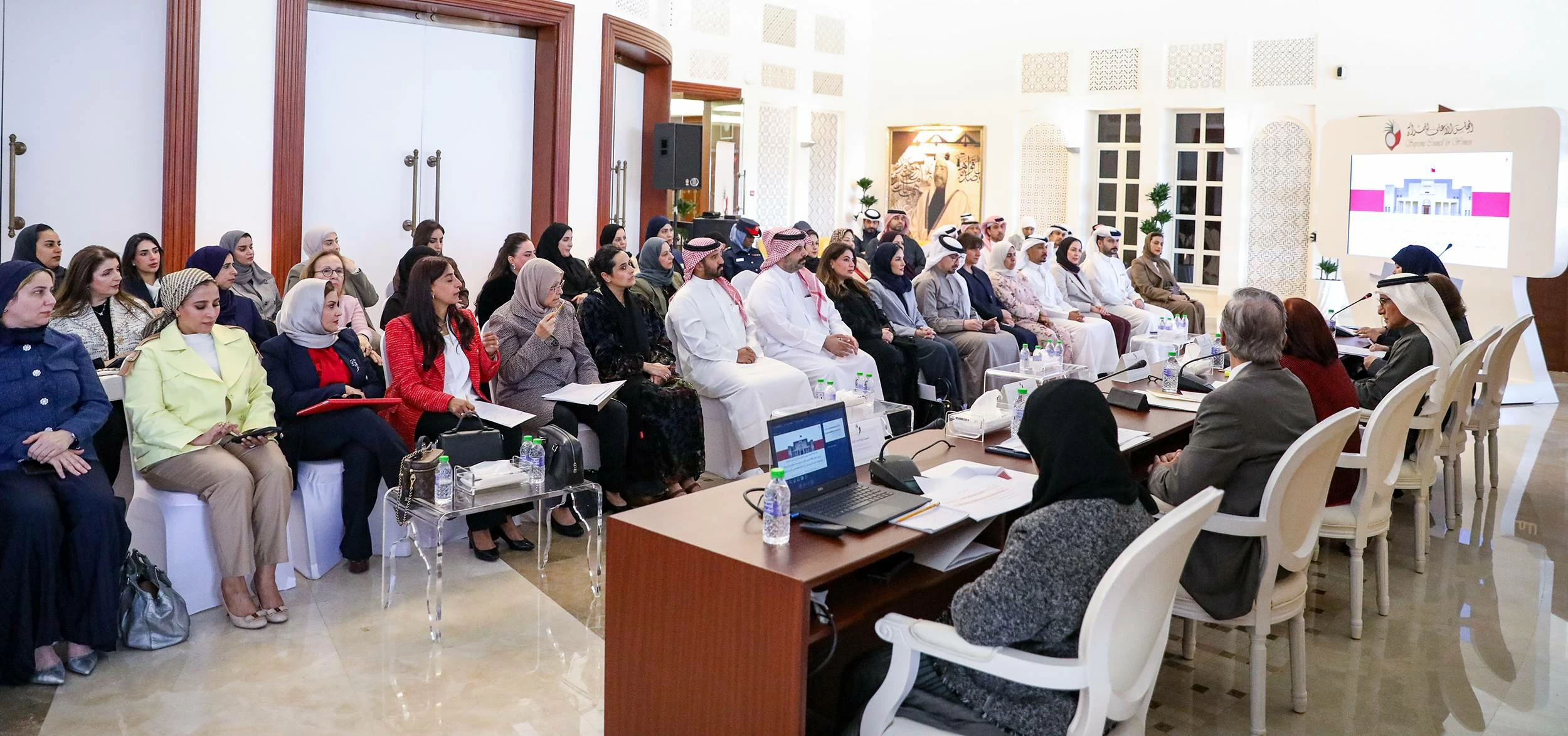 لولوة العوضي: تعليمات الخدمة المدنية تعزّز تكافؤ الفرص للمرأة