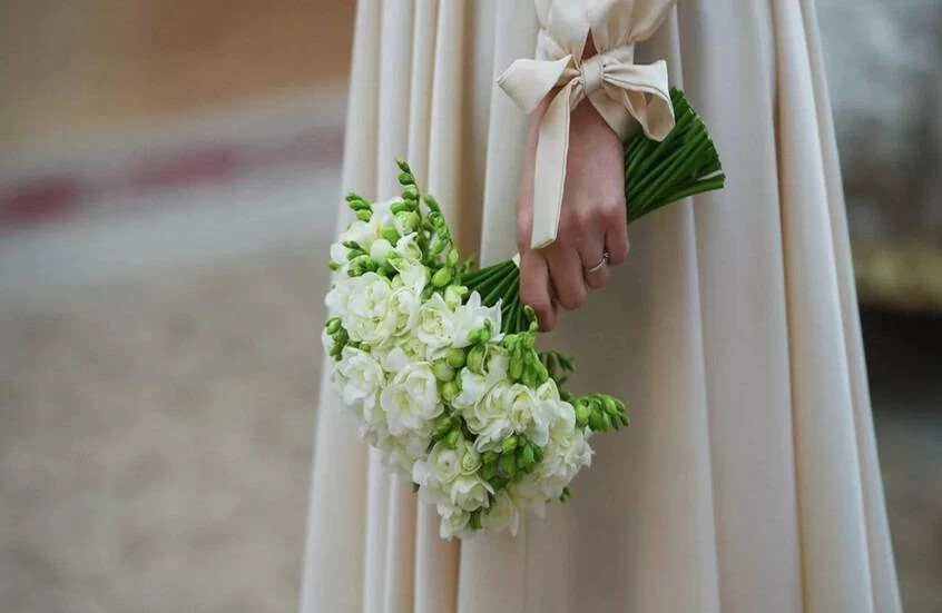 وسط أزمة ديموغرافية.. أوكرانيا تبحث خفض سن الزواج للإناث إلى 14 عامًا