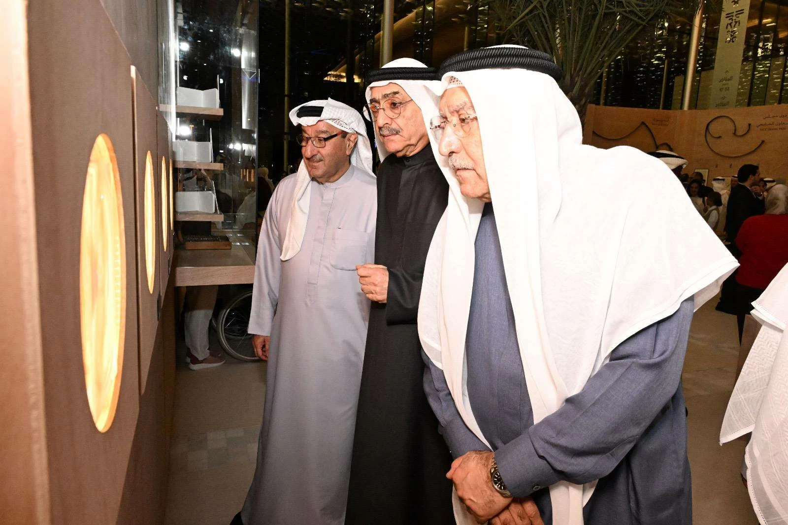 تزامنًا مع تدشين كتابيّ سيرة رائد الاقتصاد الوطني إقامة معرض &laquo;حسين علي يتيم: سيرة التحولات&raquo;