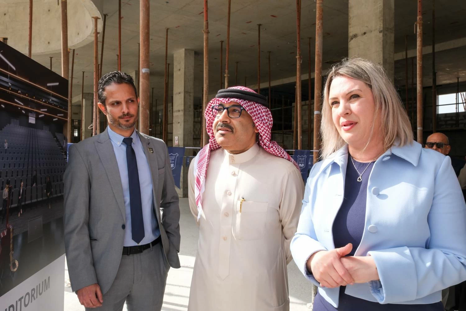 بحضور وزير التربية .. تدشين مشروع مبنى المرحلة الثانوية في المدرسة البريطانية