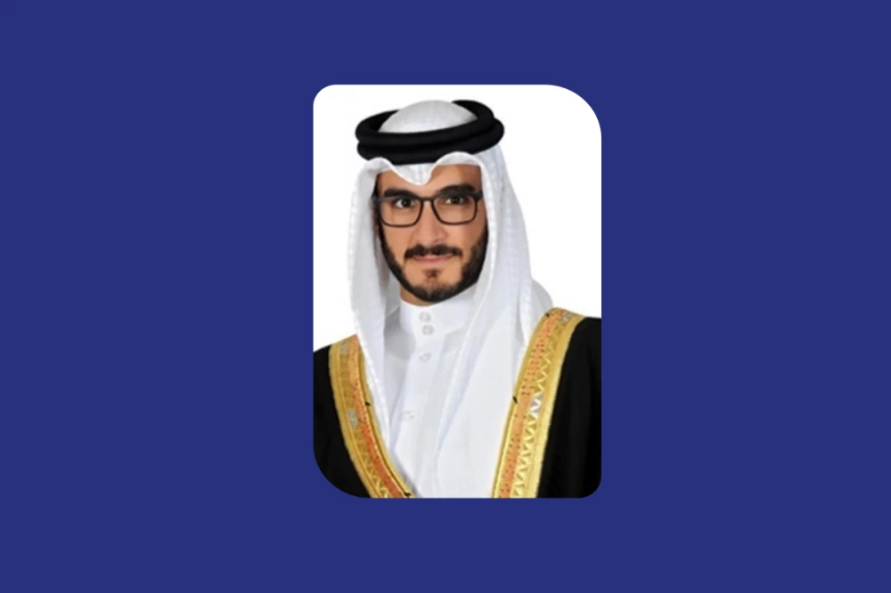 الملك وولي العهد رئيس الوزراء يتلقيان تهنئة عيسى بن سلمان بذكرى تأسيس "قوة الدفاع"