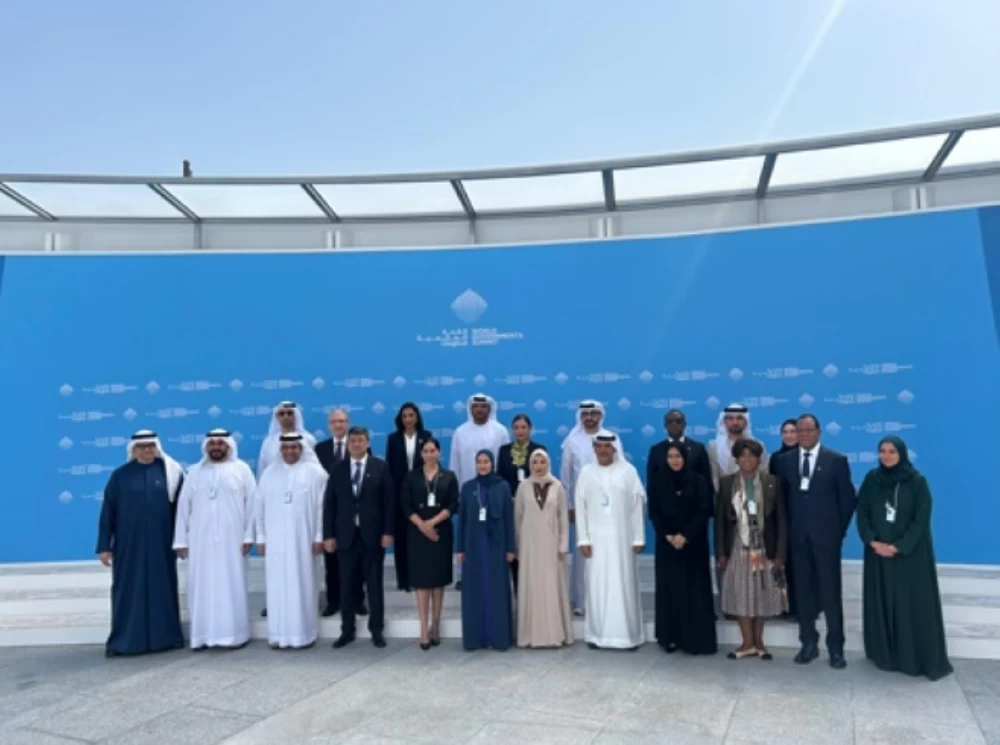 نور بنت علي الخليف تشارك في عدد من الجلسات الحوارية والاجتماعات