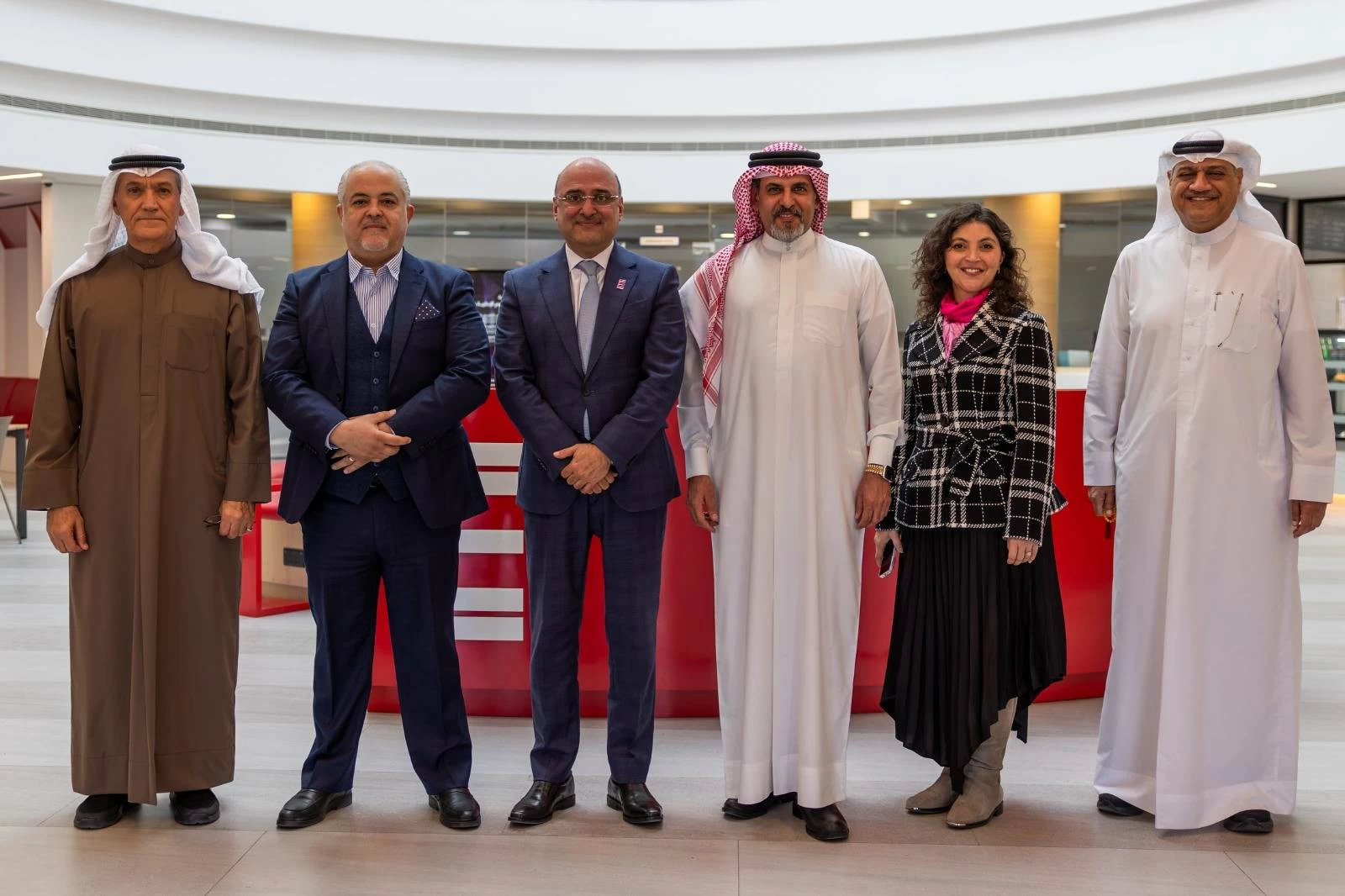 &laquo;البحرين للتكنولوجيا&raquo; توقّع مذكرة تفاهم مع مجموعة القعود فونديشن لتعزيز التدريب العملي وبناء القدرات المهنية للطلبة