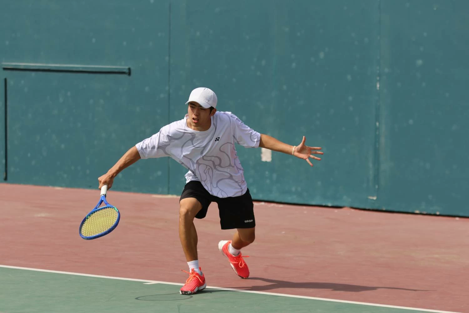 المصنفون الأوائل يواصلون التقدم مع انطلاق دور الـ16 في منافسات بطولة الاتحاد الدولي للتنس