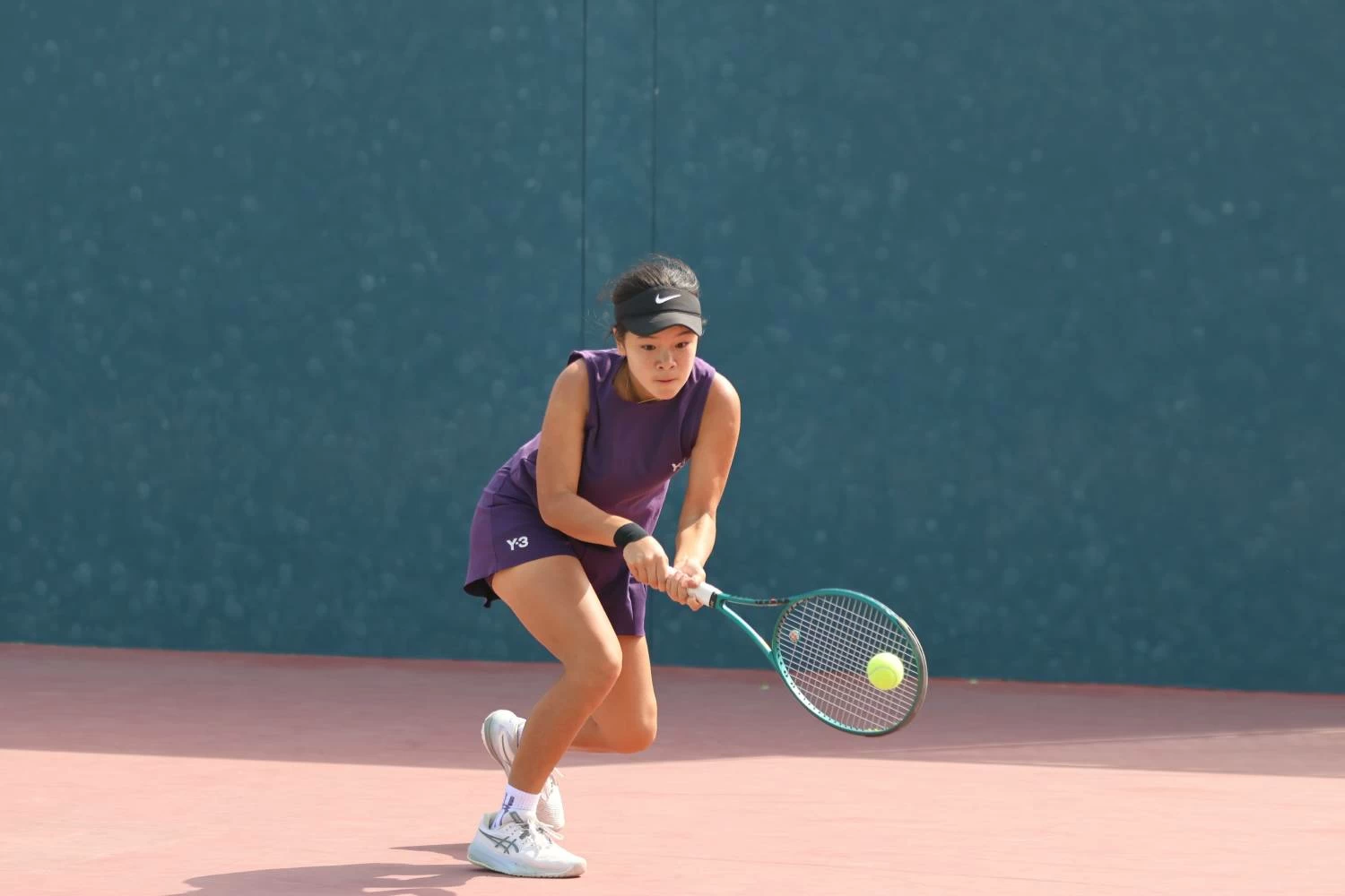 المصنفون الأوائل يواصلون التقدم مع انطلاق دور الـ16 في منافسات بطولة الاتحاد الدولي للتنس