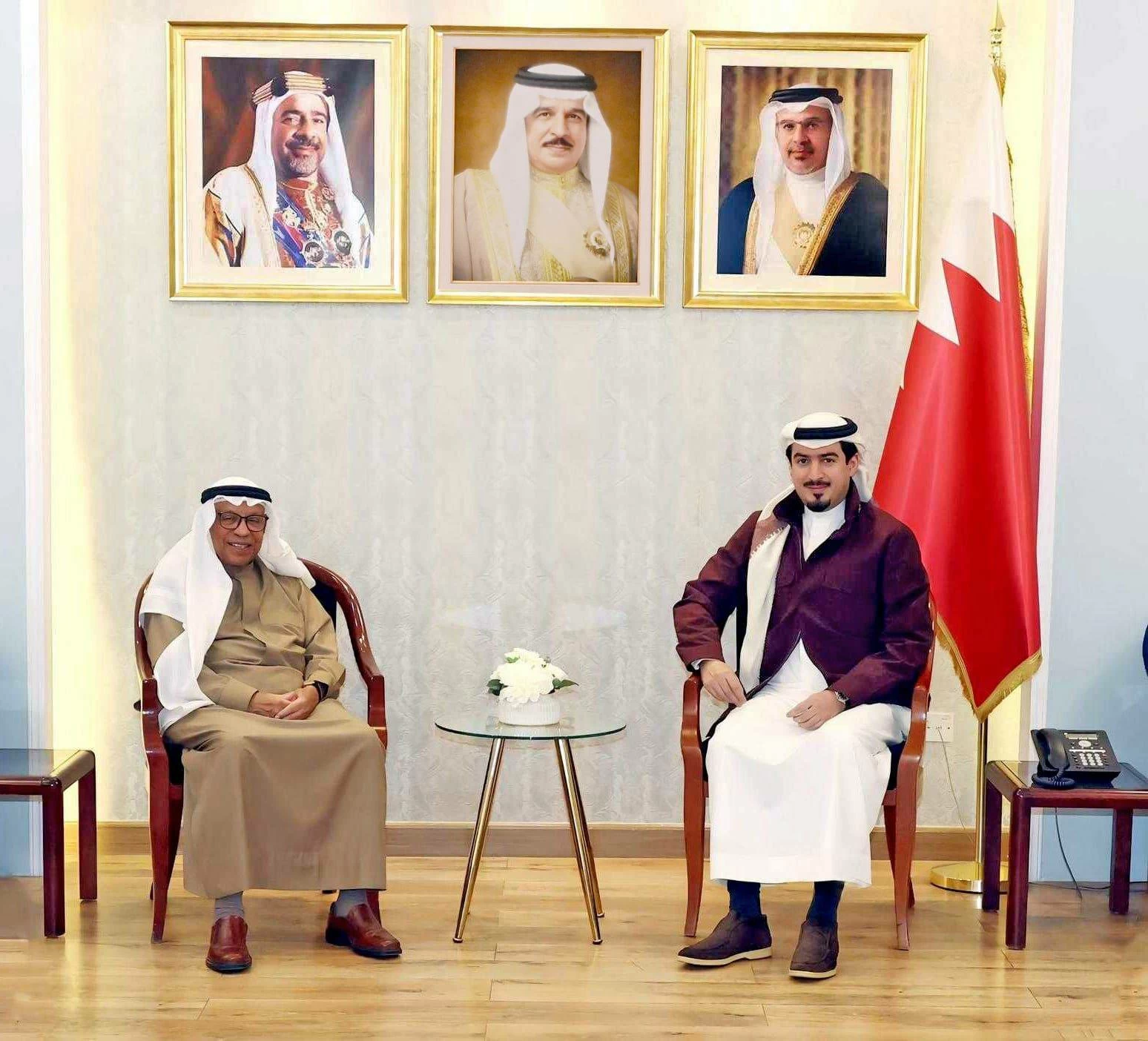 محافظ العاصمة يبحث مع رئيس الأوقاف الجعفرية المشاريع والبرامج المشتركة