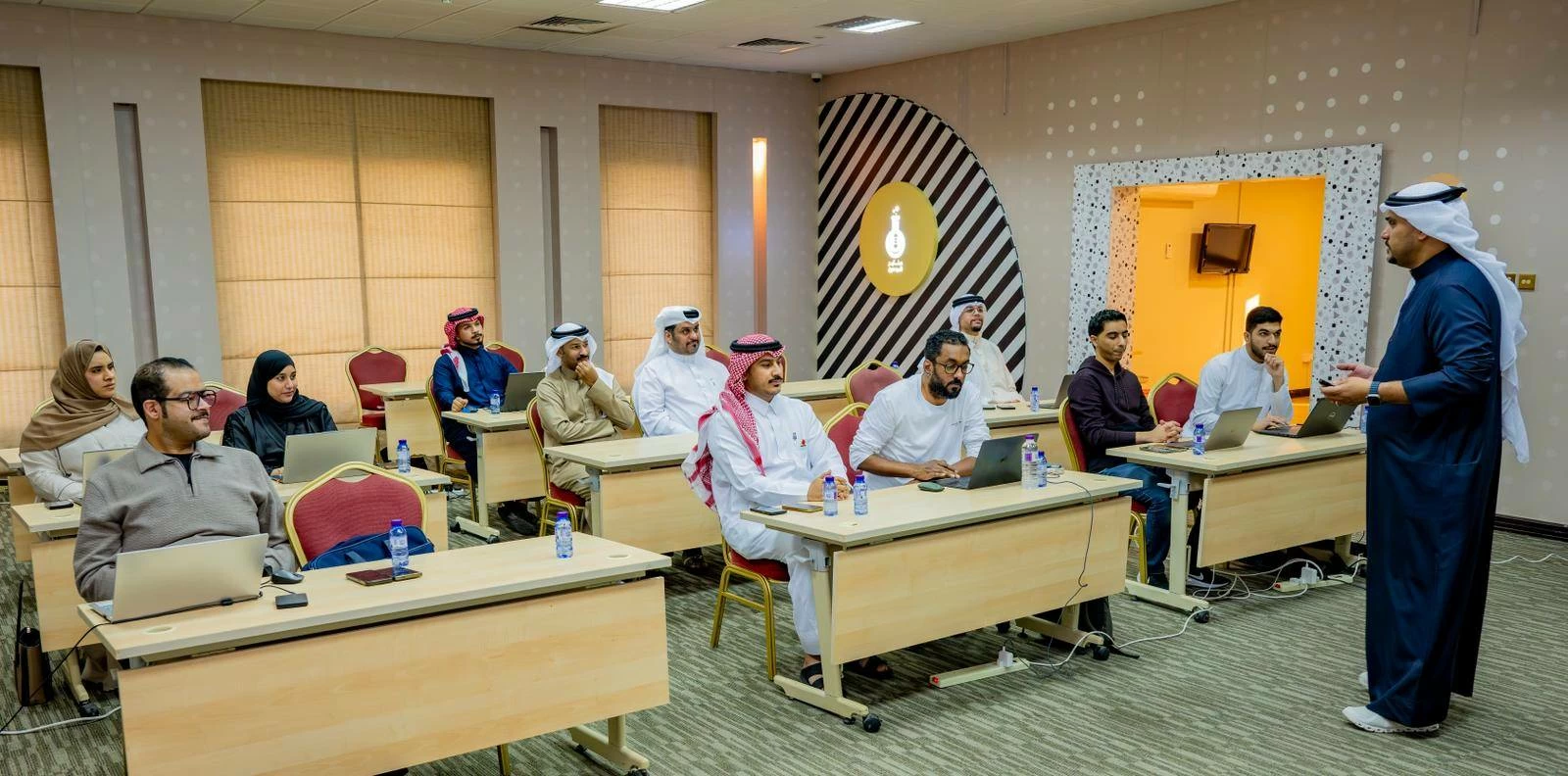 لجنة الإعلام الرياضي تختتم دورة "مهارات صناعة المحتوى الرياضي عبر الذكاء الاصطناعي"